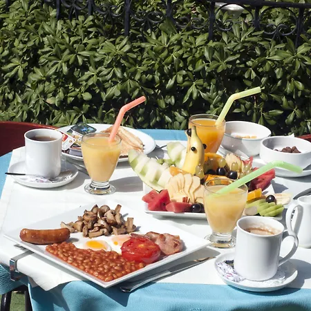 アパートホテル Grand Aquarium マルマリス