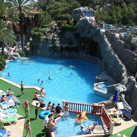 Apart-hotel Grand Aquarium