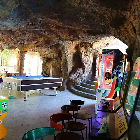 Grand Aquarium 아파트호텔