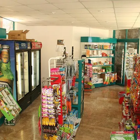 Grand Aquarium 아파트호텔 말마리스