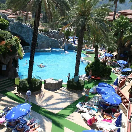 Grand Aquarium 3* 말마리스