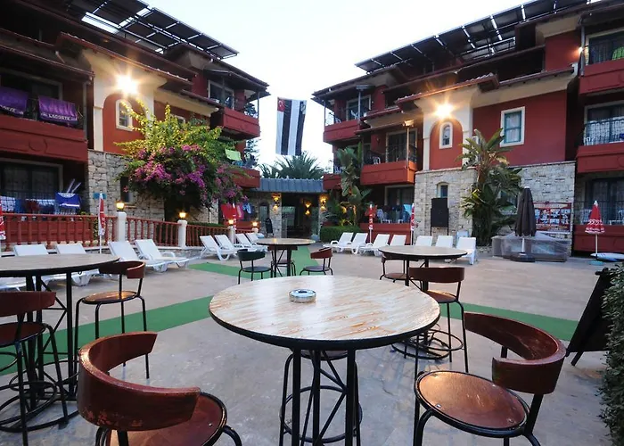 غراند أكواريوم مرمريس