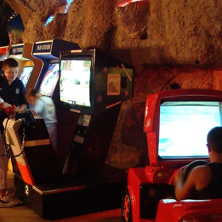 Aparthotel Grand Aquarium 3*